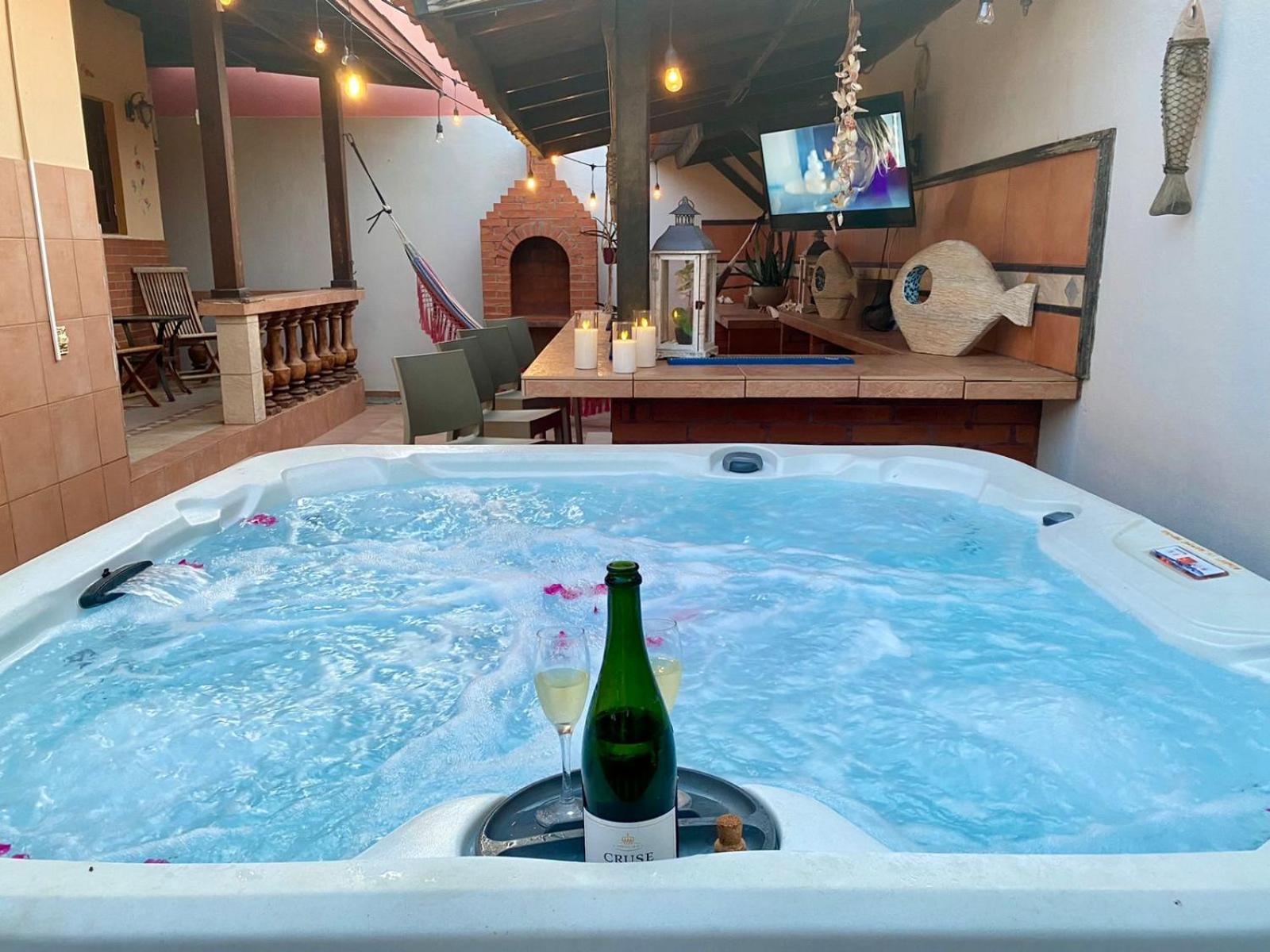 3-Bedroom Villa With A Jacuzzi 노르트 외부 사진