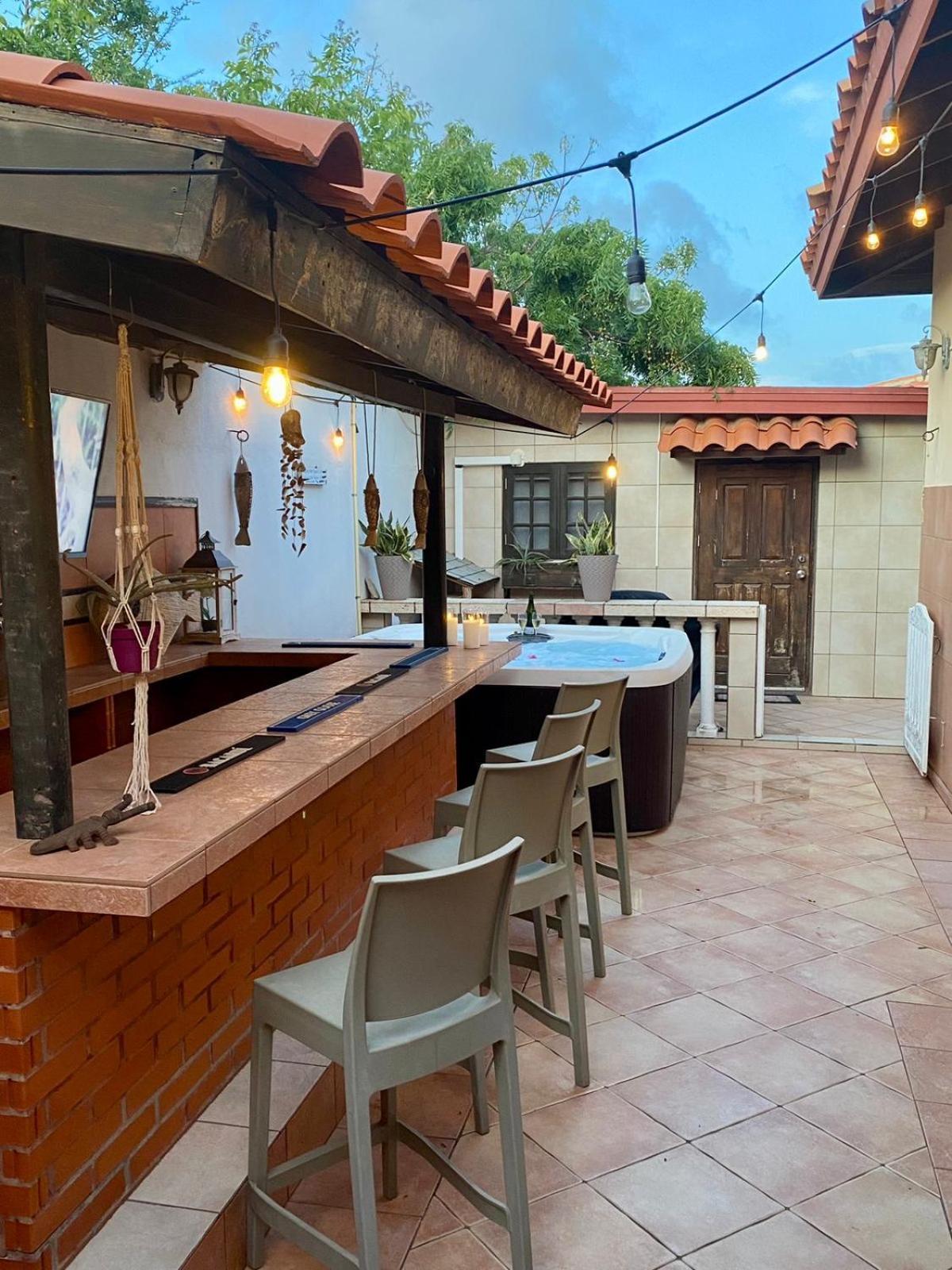 3-Bedroom Villa With A Jacuzzi 노르트 외부 사진